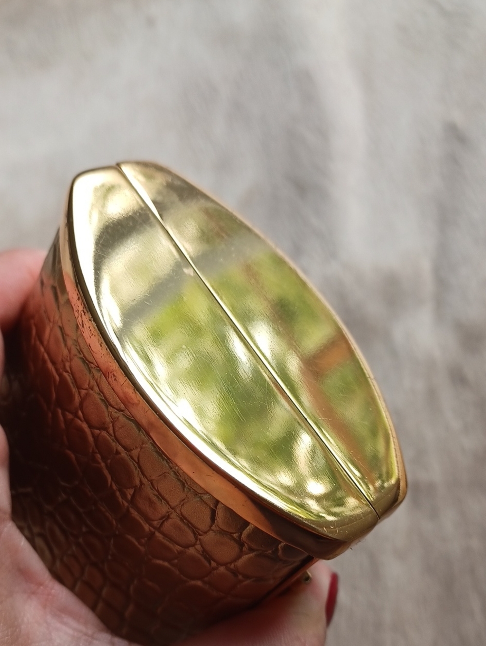 Gold Clutch - Picture 8 of 14